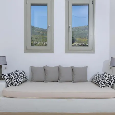 Villa Thita Estate Complex Chrisi Akti (Paros)