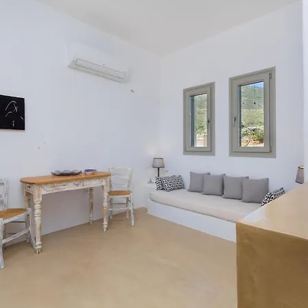 וילה Thita Estate Complex חריסי אקטי